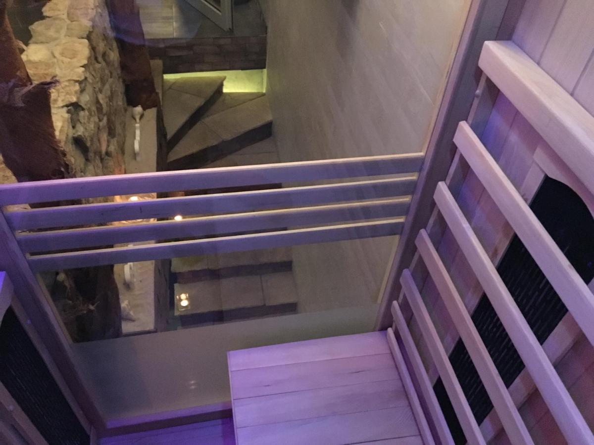 Homestay Egzotyczny Diamonds I Zanzi W Krainie Alicji Elk