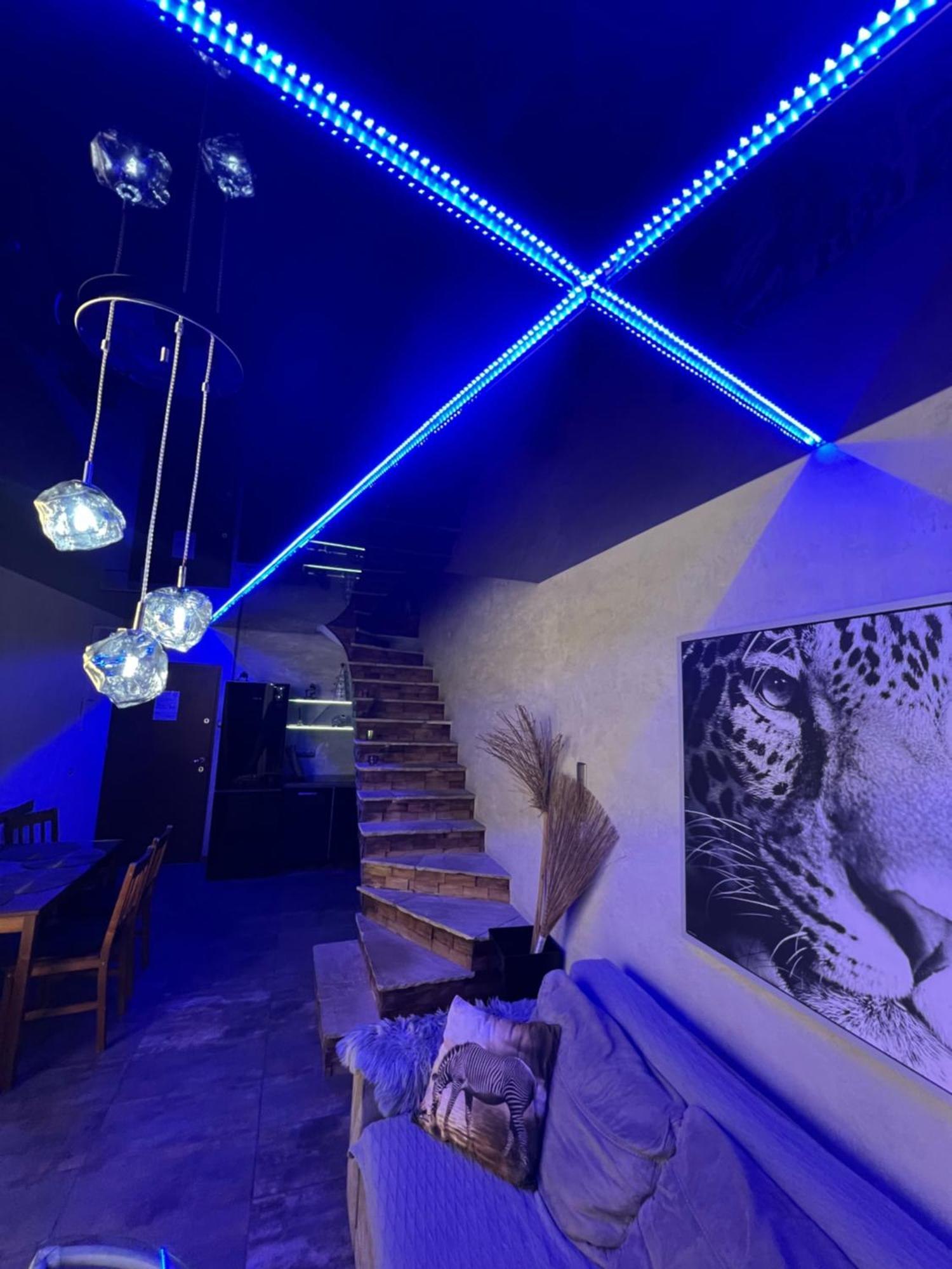 Egzotyczny Diamonds I Zanzi W Krainie Alicji Homestay