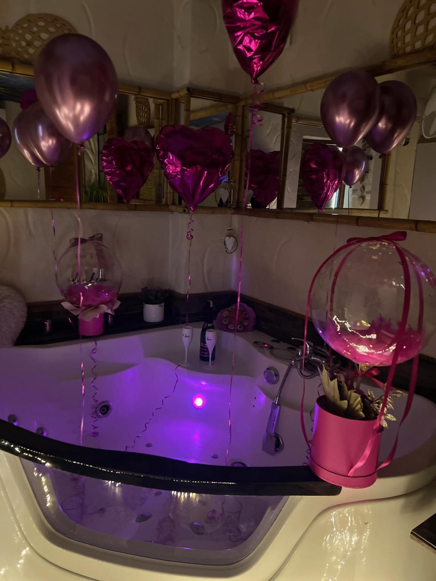 Homestay Egzotyczny Diamonds I Zanzi W Krainie Alicji